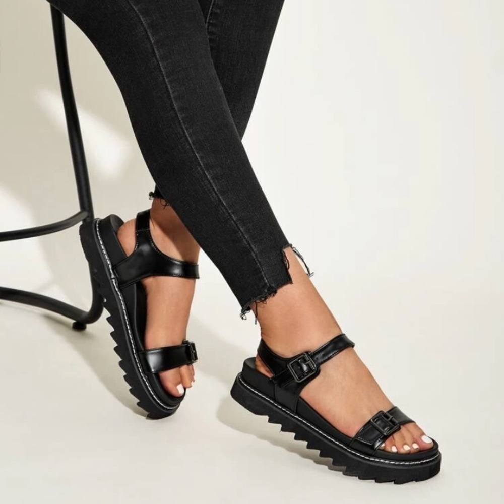 Shein sandals BRAND NEW (box not included)